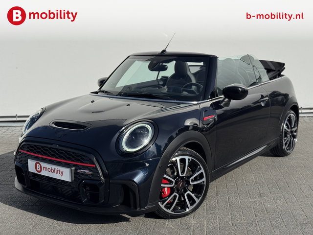 MINI Cooper Cabrio - 2.0 John Works JCW Pack Automaat Head-Up Display | Adaptive Cruise Control | Achteruitrijcamera | Harman Kardon Sound System | Stoel/Stuurverwarming | Adaptief onderstel