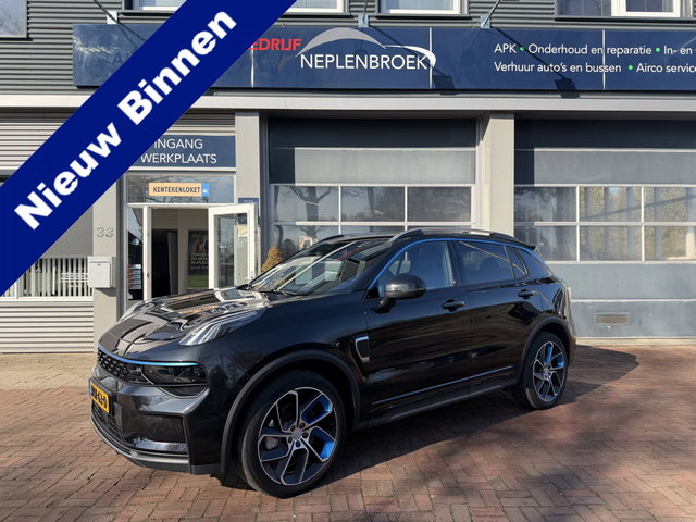 Lynk & Co 01 - 1.5 LED | Stoelverw. | Pano | Navi | Clima | Camera | ACC | PDC  2023 45.000 KM zwart hemel