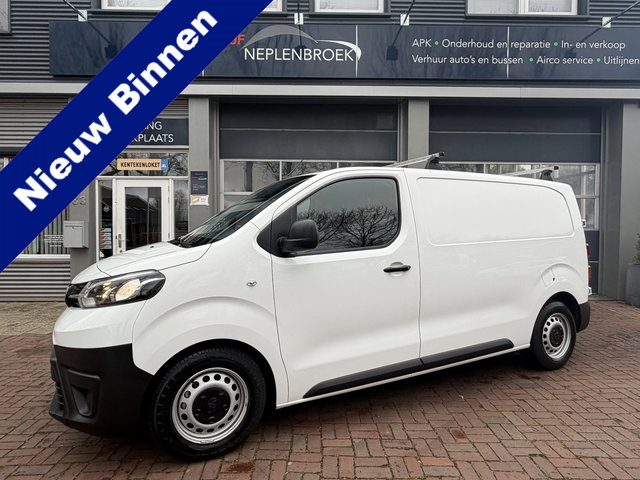 Toyota ProAce - Worker 1.6 D-4D Cool Comfort Automaat Bj 2017 Nwe apk 3-pers Airco ,Trekhaak