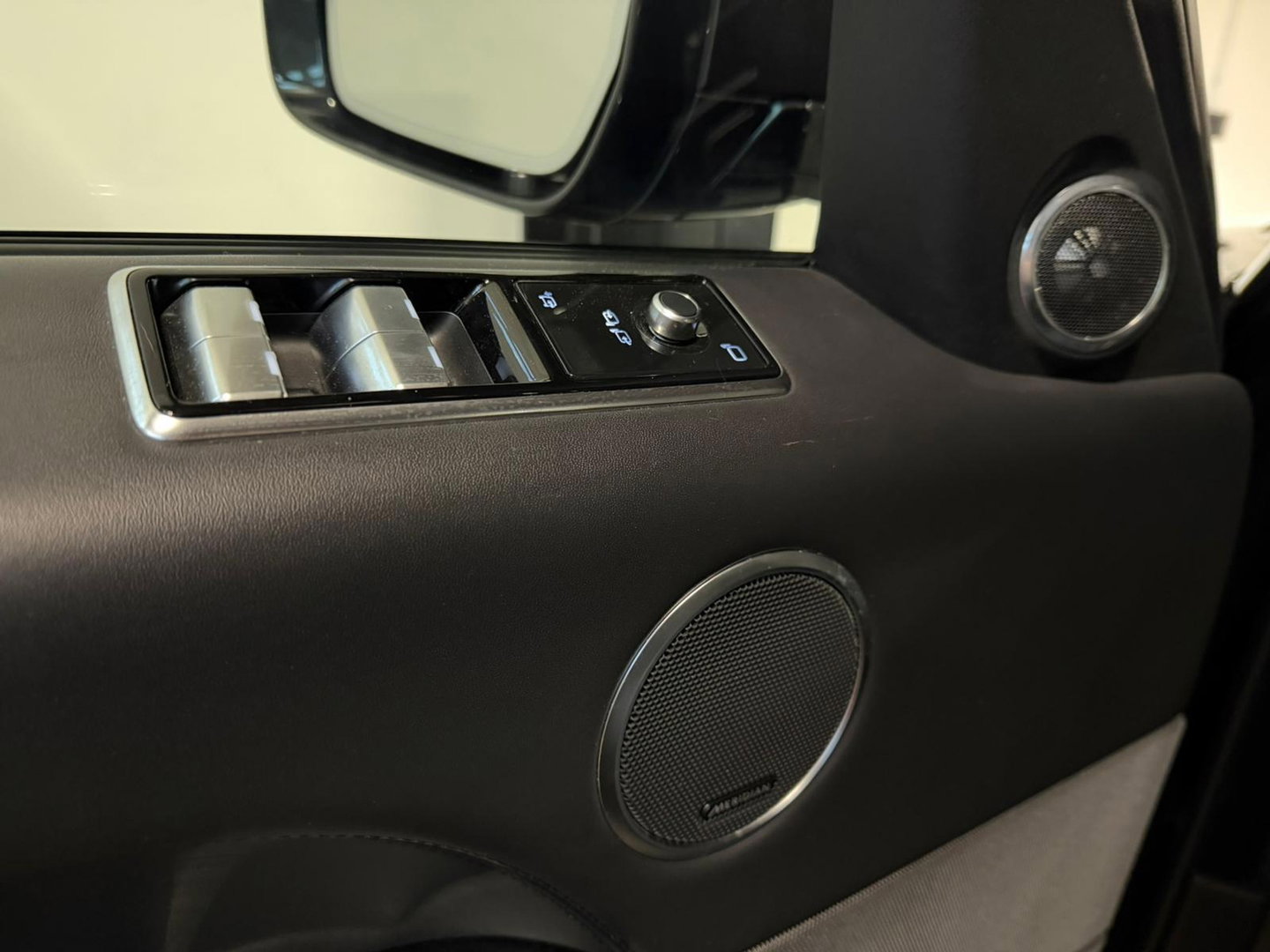 Land Rover Range Rover Sport P400e HSE Dynamic PANO KEYLESS CAM