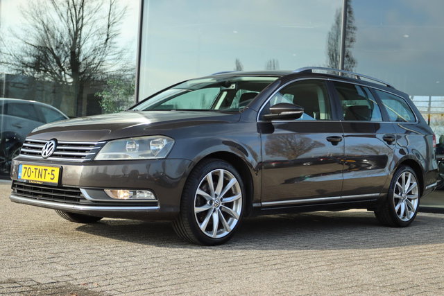 Volkswagen Passat - VARIANT 1.4 TSI COMFORT EXE LINE AUT. | RIJKLAAR | CRUISE | CLIMATE | NAVI | PDC