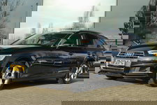 Audi A4 - AVANT 35 TFSI AUT. SPORT LEASE ED. | LEDER | ADAPTIVE CRUISE | LED | NAVI | CLIMATE |