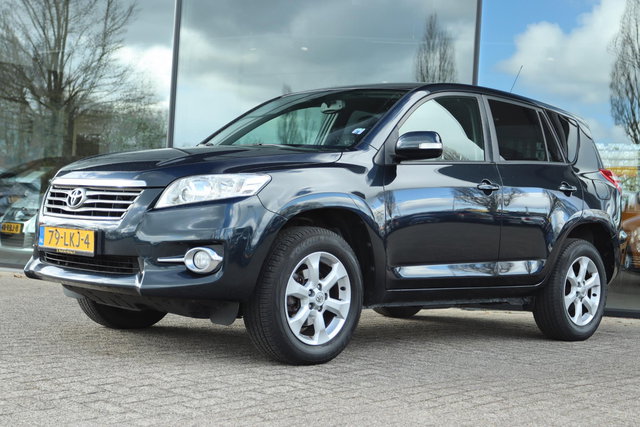 Toyota RAV4 - 2.0 VVTi DYNAMIC 2WD | NAVI | CLIMATE | CRUISE | PDC | LMV