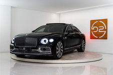 Bentley Flying Spur - 2.9 V6 Hybrid Mulliner 544PK | Pano | B&O | Night | Luchtvering | Garantie