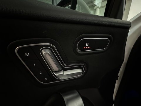 Mercedes-Benz A-Klasse 180 Business AMG Memory|Sfeer|Night