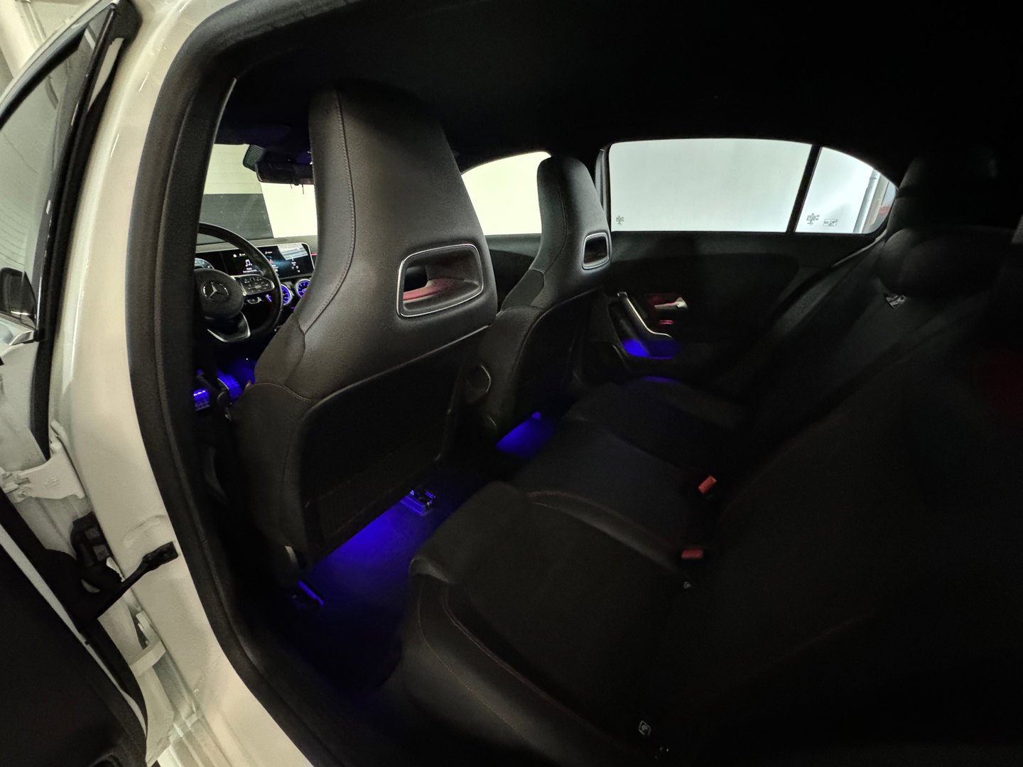 Mercedes-Benz A-Klasse 180 Business AMG Memory|Sfeer|Night