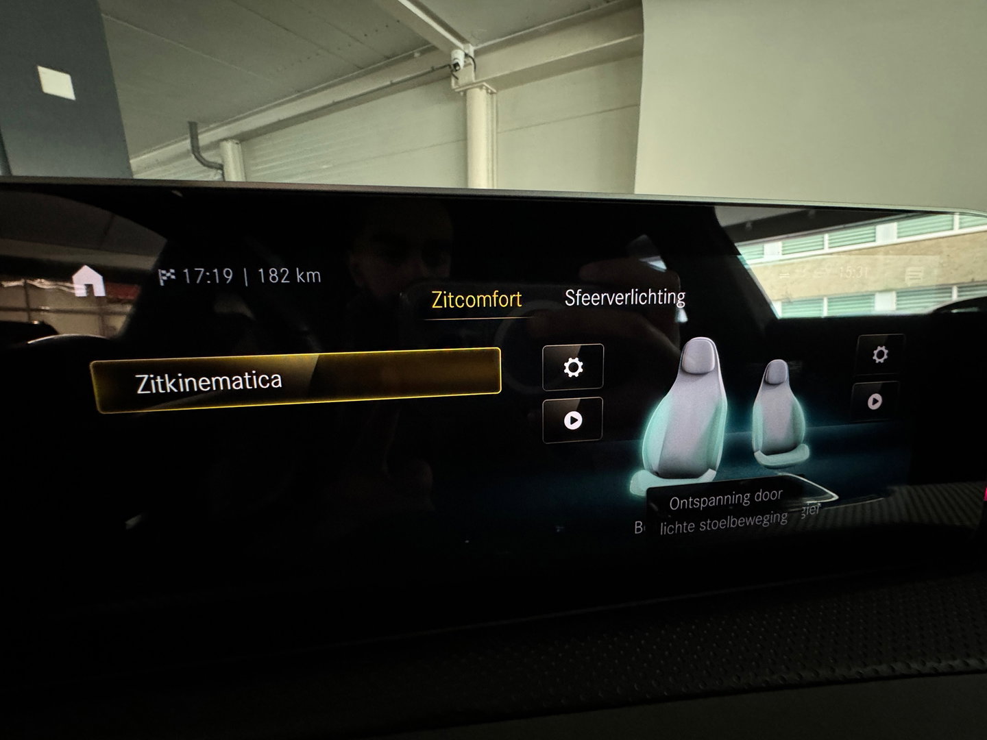 Mercedes-Benz A-Klasse 180 Business AMG Memory|Sfeer|Night