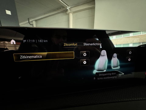 Mercedes-Benz A-Klasse 180 Business AMG Memory|Sfeer|Night