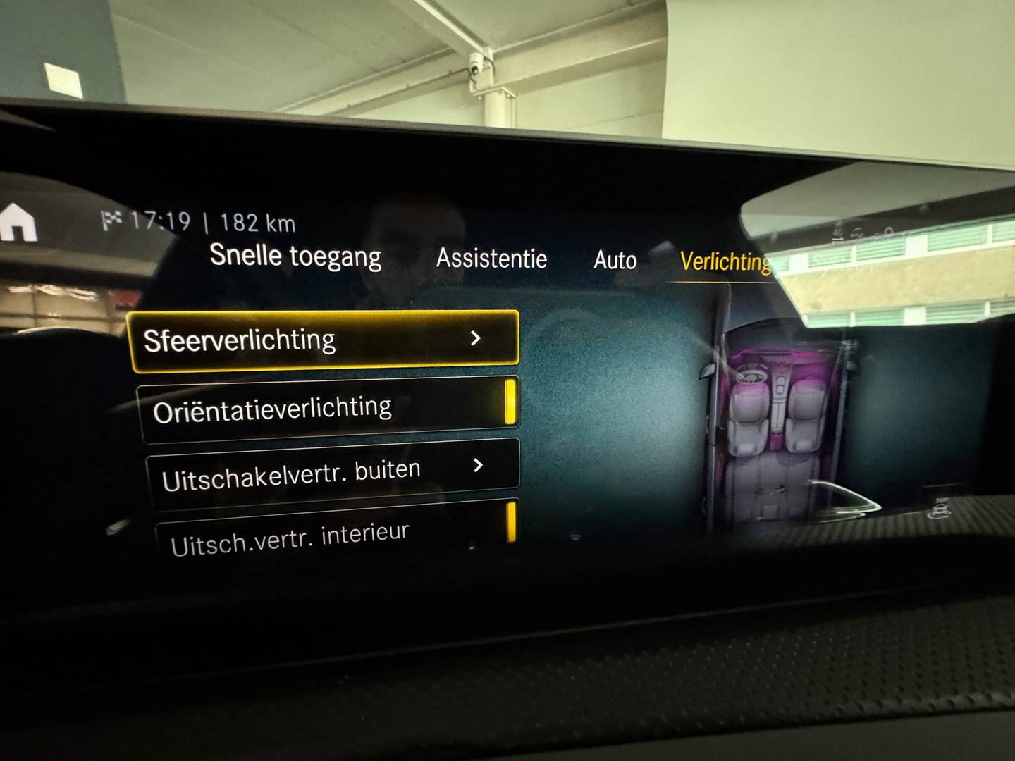 Mercedes-Benz A-Klasse 180 Business AMG Memory|Sfeer|Night