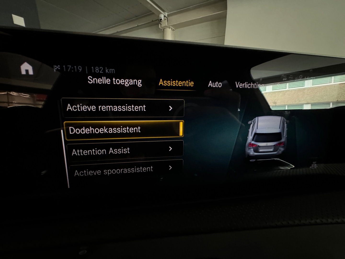 Mercedes-Benz A-Klasse 180 Business AMG Memory|Sfeer|Night