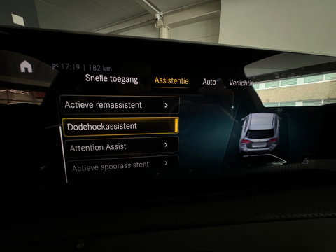 Mercedes-Benz A-Klasse 180 Business AMG Memory|Sfeer|Night