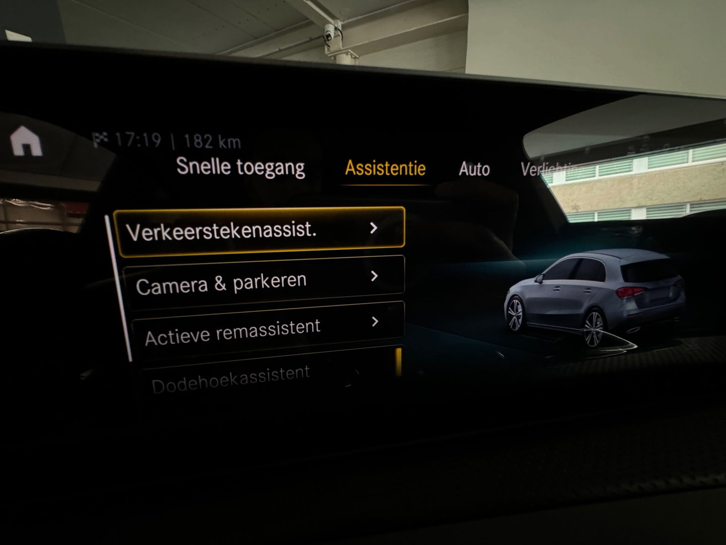 Mercedes-Benz A-Klasse 180 Business AMG Memory|Sfeer|Night