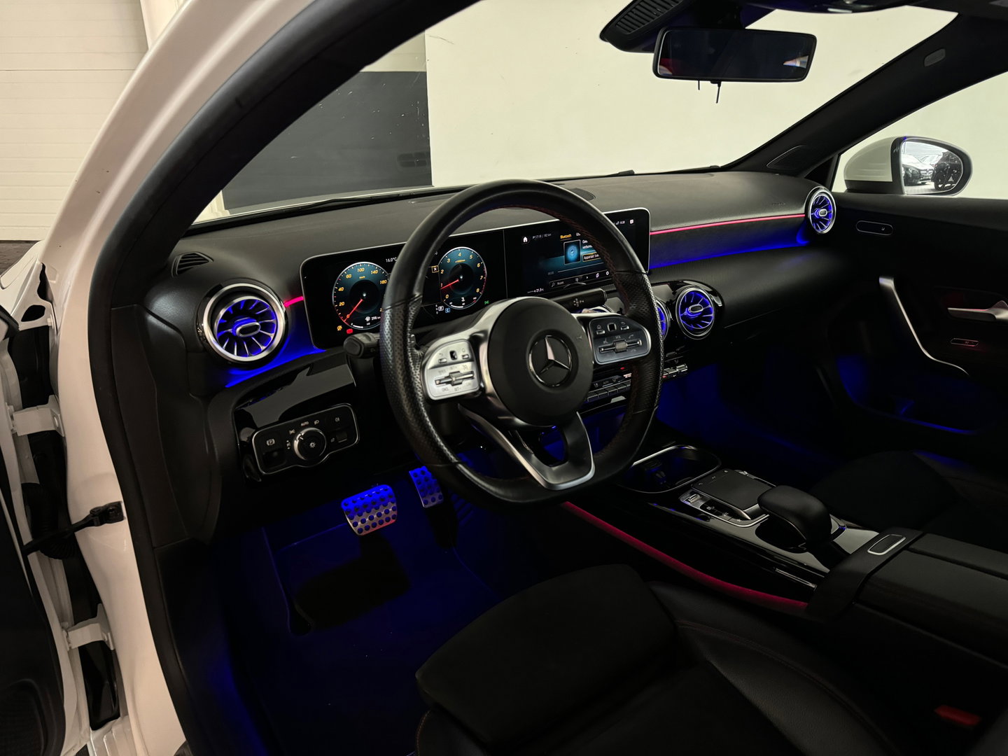 Mercedes-Benz A-Klasse 180 Business AMG Memory|Sfeer|Night