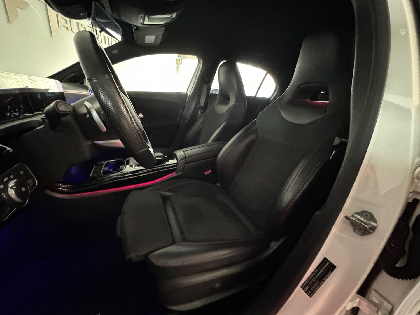 Mercedes-Benz A-Klasse 180 Business AMG Memory|Sfeer|Night