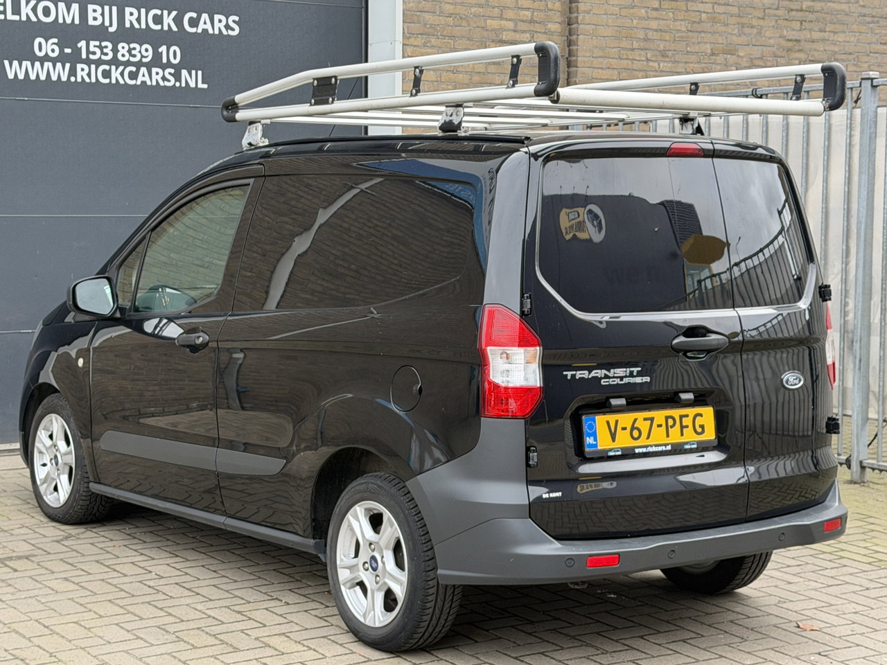 Ford Transit Courier
