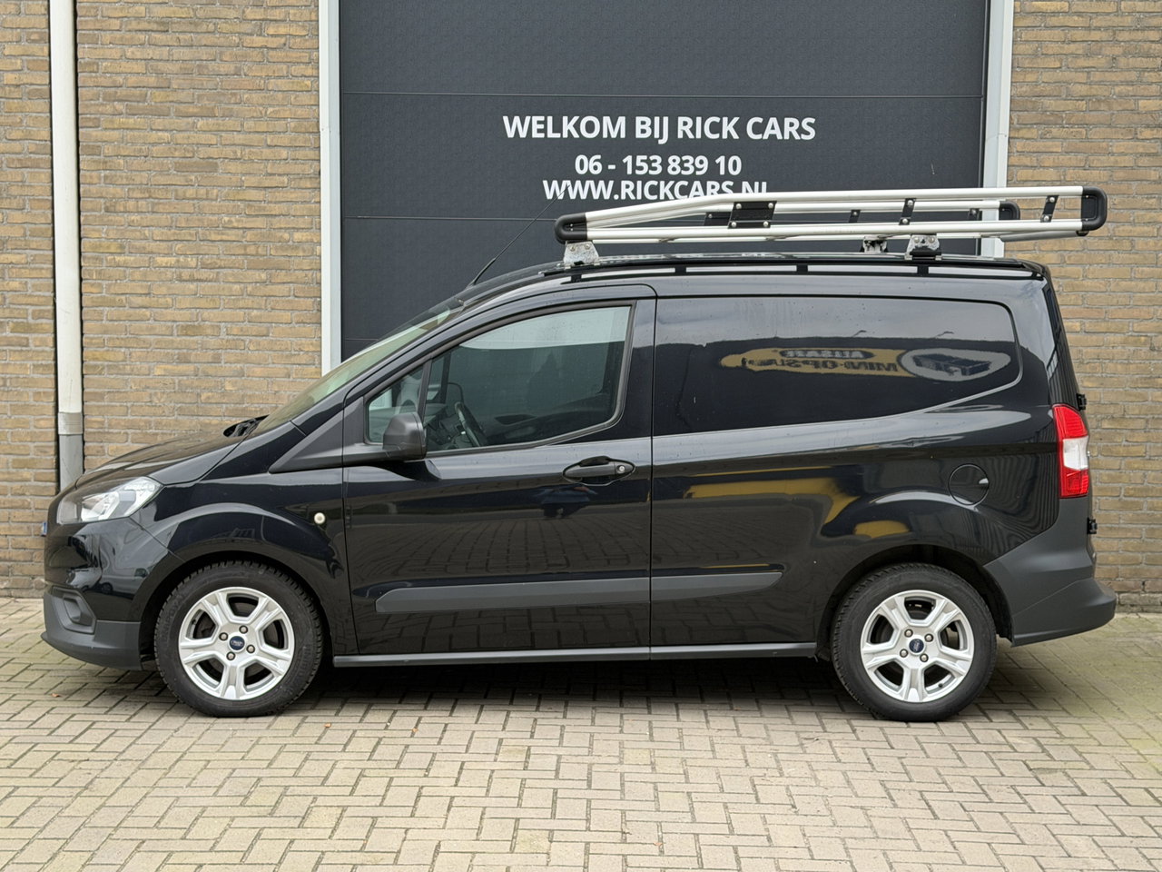 Ford Transit Courier