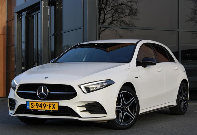 Mercedes-Benz A-Klasse - 250e Aut. | AMG pakket | Sfeerverlichting