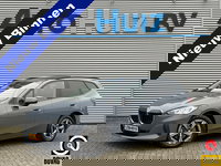 BMW 2 Serie - Active Tourer 218i Trekhaak Panoramadak Stuurwielverwarming Stoelverwarming LED Achteruitrijcamera Keyless Entry Carplay