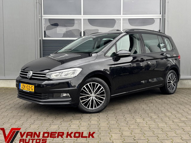 Volkswagen Touran - 1.4 TSI Highline 7 Persoons | LED | CarPlay | Navigatie | Adaptive Cruise | Climate | Stoelverwarming