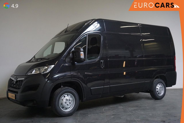Opel Movano - 140pk L2H2 Edition Navi Camera Parkeersensoren Trekhaak Cruise control Airco