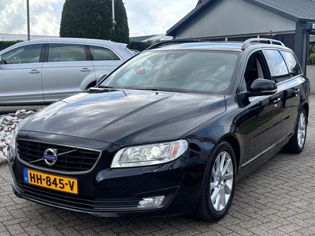 Volvo V70 - 2.0 D3 Dynamic Edition 2015 Dealer Onderhouden