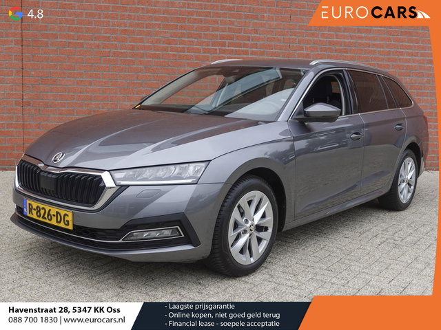 Škoda Octavia - Combi 1.0 TSI 110pk Business Edition Plus Navigatie Apple Carplay/Android Auto Camera Parkeersensoren Elektrische achterklep Blind Spot Assist Adaptive Cruise Control Virtual Cockpit Stoelverwarming Ledverlichting Sfeerverlichting Climate Control