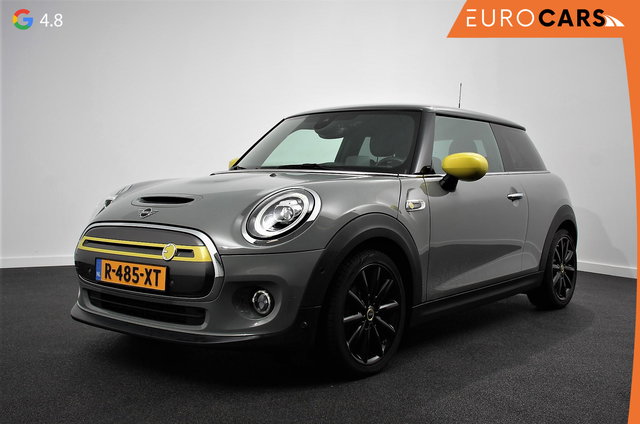 MINI Electric - Cooper Charged 33 kWh | Leder | Climate Control | Cruise Control | Navigatie | Camera | Head up | Harman Kardon
