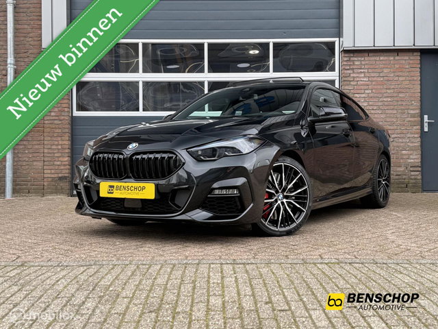 BMW 2 Serie - Gran Coupé 220i M Sport Panodak Kuipstoelen Harman Kardon Virtaul Navi Carplay Camera