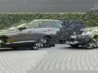 Peugeot 5008 - 1.2 PureTech Blue Lease GT-Line, FACELIFT, 7-PERSOONS, PANORAMADAK, NAVIGATIE, CRUISE CONTROL, CLIMATE CONTROL, KEYLESS, DODEHOEK, LED, PDC, HALF LEDER, TREKHAAK, LICHTMETAAL 19"