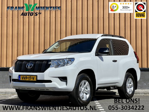 Toyota Land Cruiser 2.8 D-4D-F Challenger High Roof Blind Van | Direct Leverbaar | 3500 Kg Trekken | Tot 10 Jaar Garantie | Cruise Control | Trekhaak | Airconditioning |