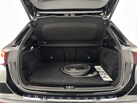 Mercedes-Benz EQA 250 Business Solution Luxury 67 kWh [ 3-Fase ] (INCL-BTW) *FULL-LEATHER | WIDE-SCREEN-DIGI-COCKPIT | FULL-LED | AMBIENT-LIGHT | CAMERA | NAVI-FULLMAP | DAB+ | COMFORT-SEATS | ECC | SHIFT-PADDLES | CRUISE | HEATED-SEATS | TOWBAR | 18''A