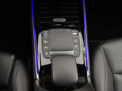 Mercedes-Benz EQA 250 Business Solution Luxury 67 kWh [ 3-Fase ] (INCL-BTW) *FULL-LEATHER | WIDE-SCREEN-DIGI-COCKPIT | FULL-LED | AMBIENT-LIGHT | CAMERA | NAVI-FULLMAP | DAB+ | COMFORT-SEATS | ECC | SHIFT-PADDLES | CRUISE | HEATED-SEATS | TOWBAR | 18''A