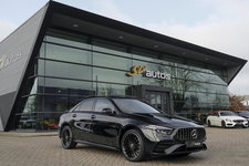 Mercedes-Benz A-Klasse - A250e AMG 218pk Hybrid Panoramadak *SOH 96%* Night pakket Widescreen Sfeerverlichting 19" LMV NLauto