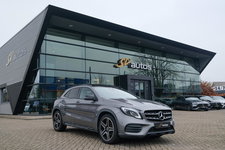 Mercedes-Benz GLA - GLA180 AMG 122pk Panoramadak Night pakket Climate control Cruise control Trekhaak 19" LMV