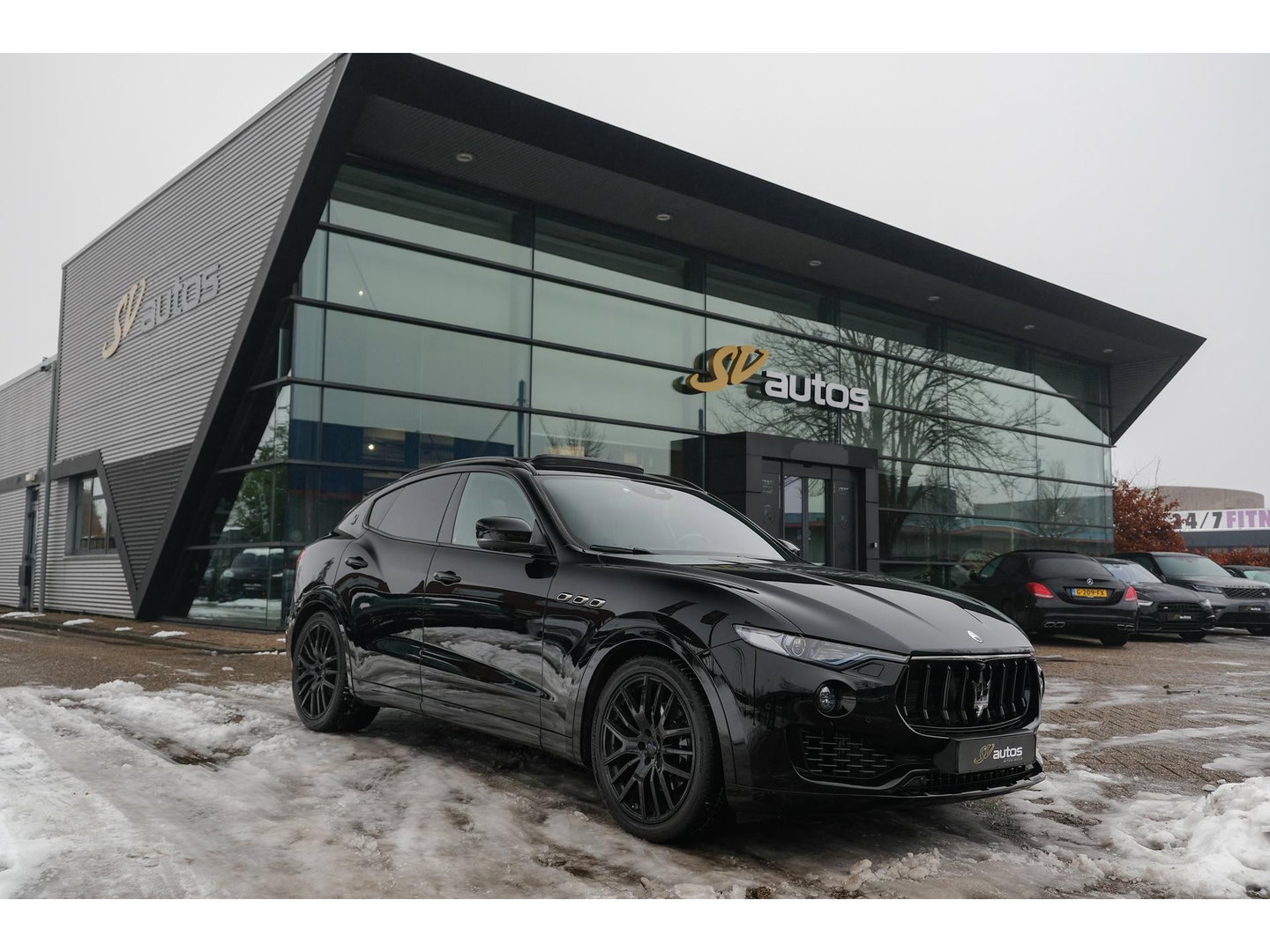 Maserati Levante Gransport 3.0 V6 D 275pk Panoramadak Schaalstoelen VOL!!! Carbon pakket NLauto 21" LMV Stoelkoeling Luchtvering