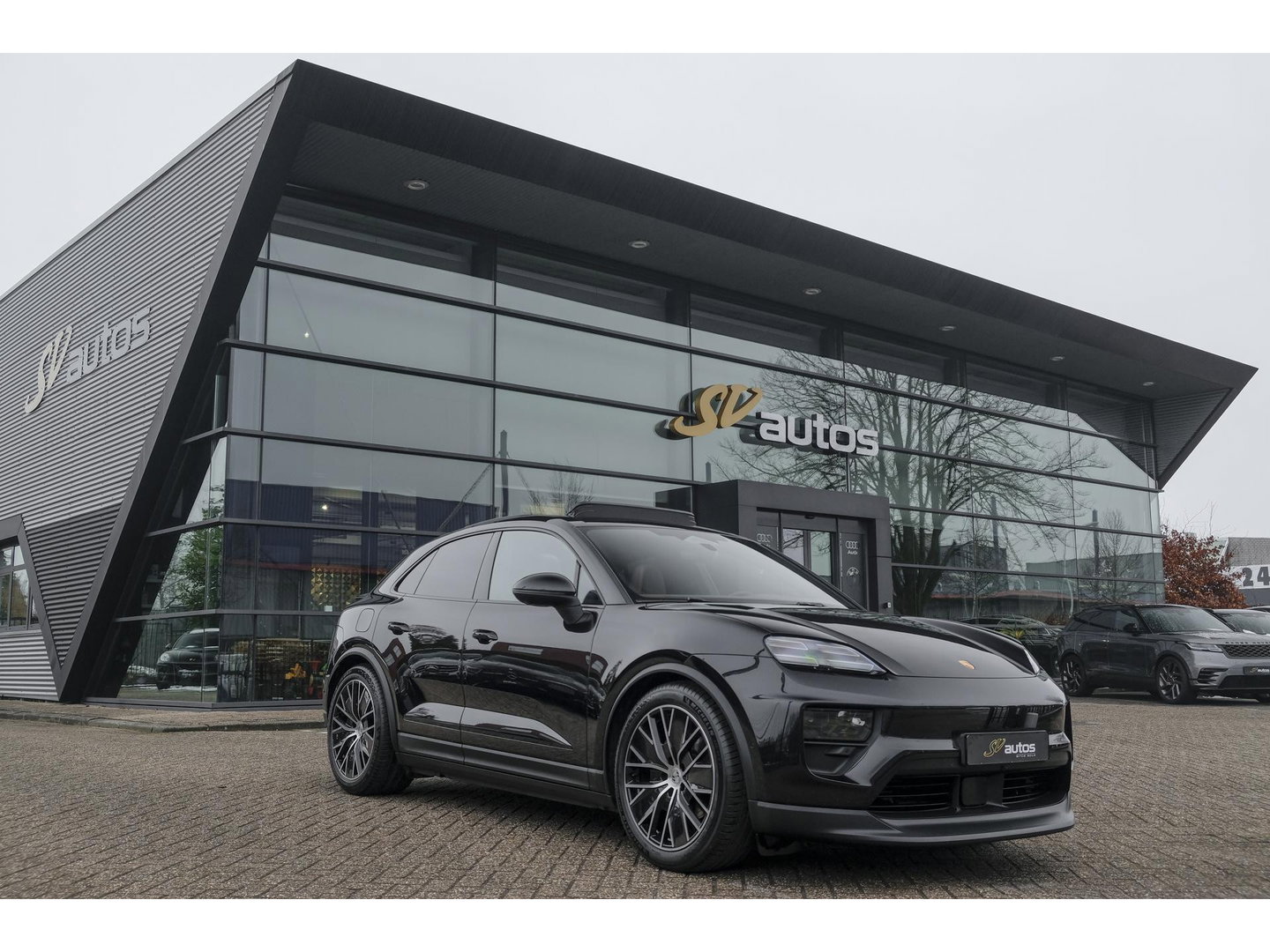 Porsche Macan 4 388pk 100kWh Panoramadak Luchtvering Bijrijdersdisplay 18-weg Sportstoelen Bose NLauto