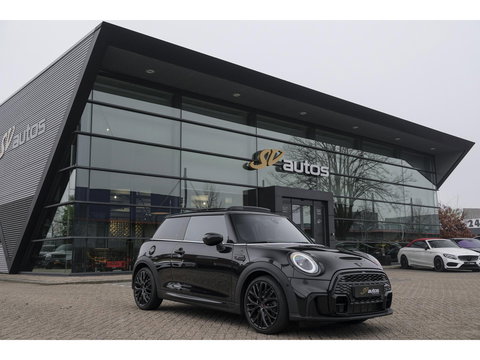 MINI Mini 2.0 Cooper S John Cooper Works JCW Panoramadak Black edition Schaalstoelen NLauto BOMVOL!!
