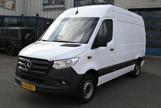 Mercedes-Benz Sprinter - 317 CDI L2H2 Pro HD MBUX, Geveerde stoel, Winterpakket, Etc.