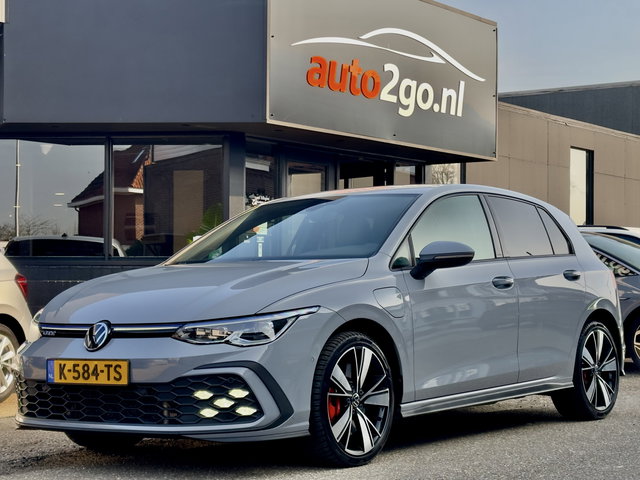 Volkswagen Golf - 1.4 eHybrid GTE AUT6. DESIGNO-LEDER NAVI CAMERA DIGI-DASH APPLE-CARPLAY LED LMV PDC