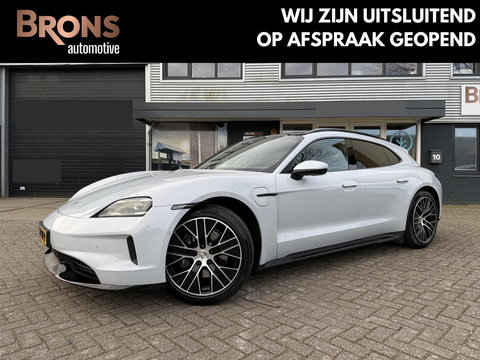 Porsche Taycan Sport Turismo Black Edition 105 kWh Pano l Massage l bijrijders scherm