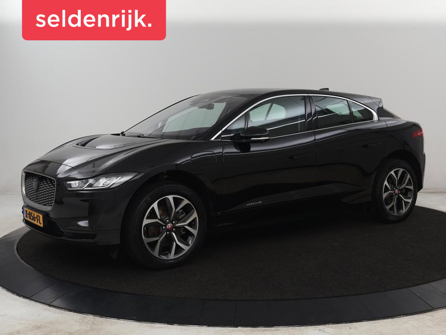 Jaguar I-PACE EV320 S Business Pack 90kWh | SOH 91% | Stoelverwarming | 360 Camera | Carplay | Meridian Surround | Full LED | Navigatie