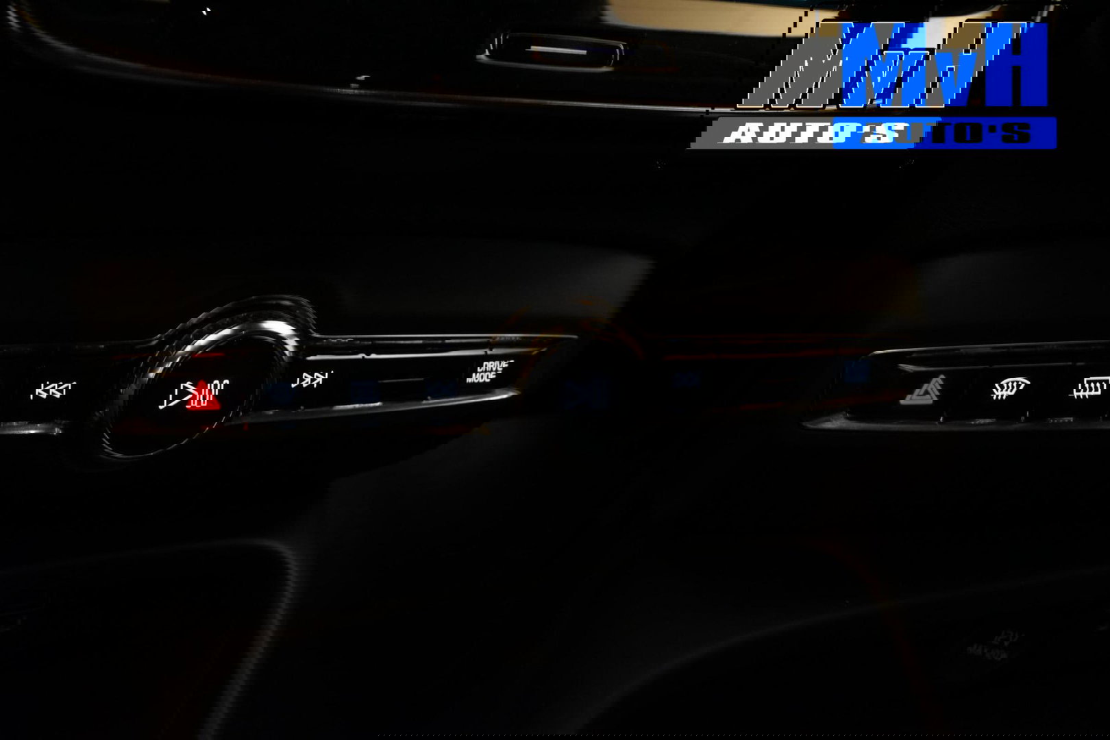 Volvo XC40 1.5 T4 Recharge Inscription Expression|TREKH|LED