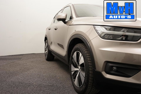 Volvo XC40 1.5 T4 Recharge Inscription Expression|TREKH|LED