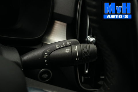 Volvo XC40 1.5 T4 Recharge Inscription Expression|TREKH|LED