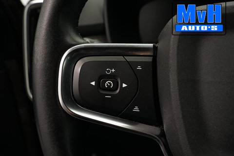 Volvo XC40 1.5 T4 Recharge Inscription Expression|TREKH|LED