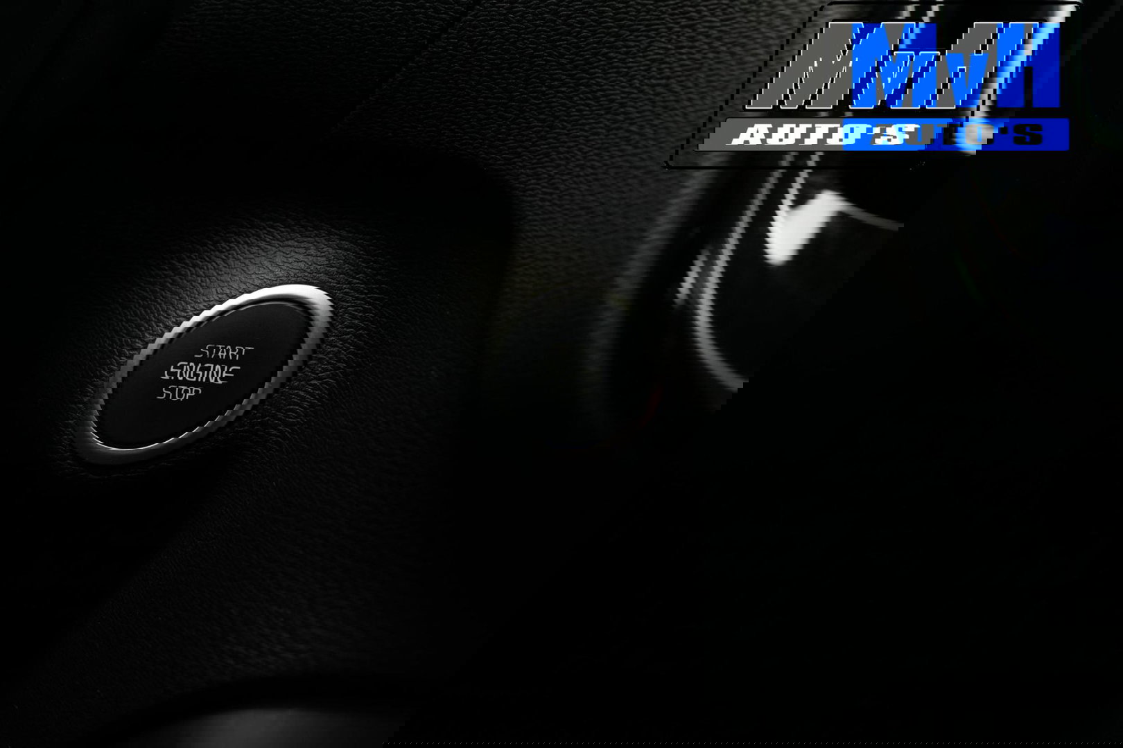 Volvo XC40 1.5 T4 Recharge Inscription Expression|TREKH|LED