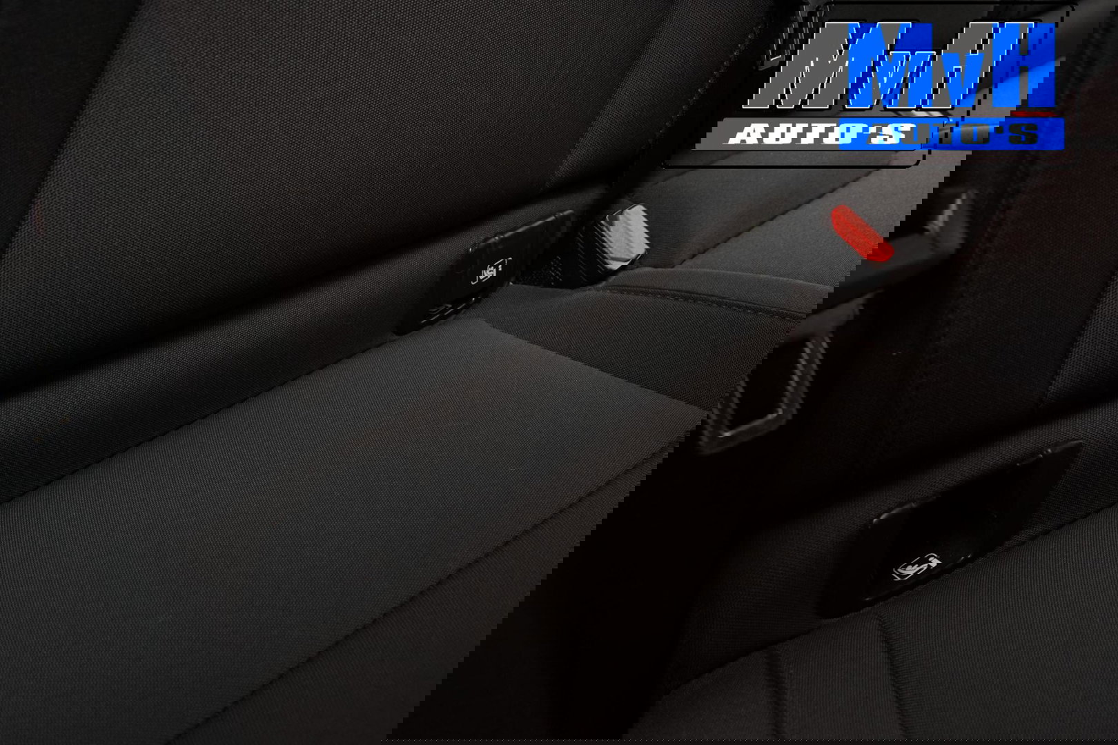 Volvo XC40 1.5 T4 Recharge Inscription Expression|TREKH|LED