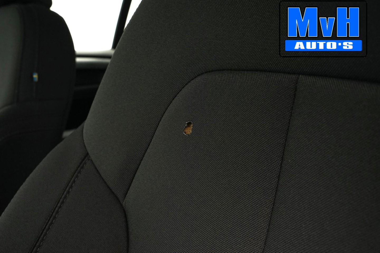 Volvo XC40 1.5 T4 Recharge Inscription Expression|TREKH|LED