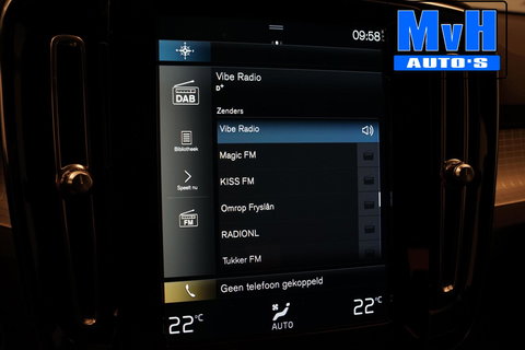 Volvo XC40 1.5 T4 Recharge Inscription Expression|TREKH|LED