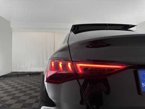 Audi A3 Limousine 30 TFSI S edition S-Line Aut. *PANO | LEATHER-FABRIC | FULL-LED | AMBIENTLIGHT | SPORTSEATS | DIGI-COCKPIT | NAVI-FULLMAP | PRIVACYGLASS | SHIFTPADDLES | DAB+ | CRUISE | PDC | 18"ALU*